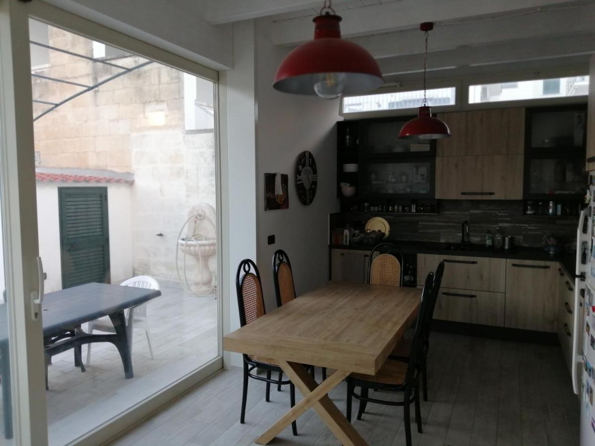 Casa Lauretta - Terrazza - Garage Wifi E Bici Gratuite Villa Lecce Kültér fotó