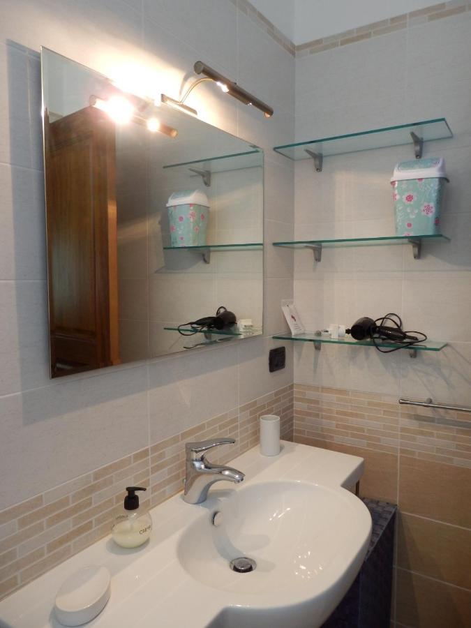 Casa Lauretta - Terrazza - Garage Wifi E Bici Gratuite Villa Lecce Kültér fotó